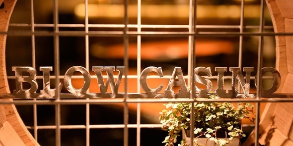 ポーカー折り畳みテーブル